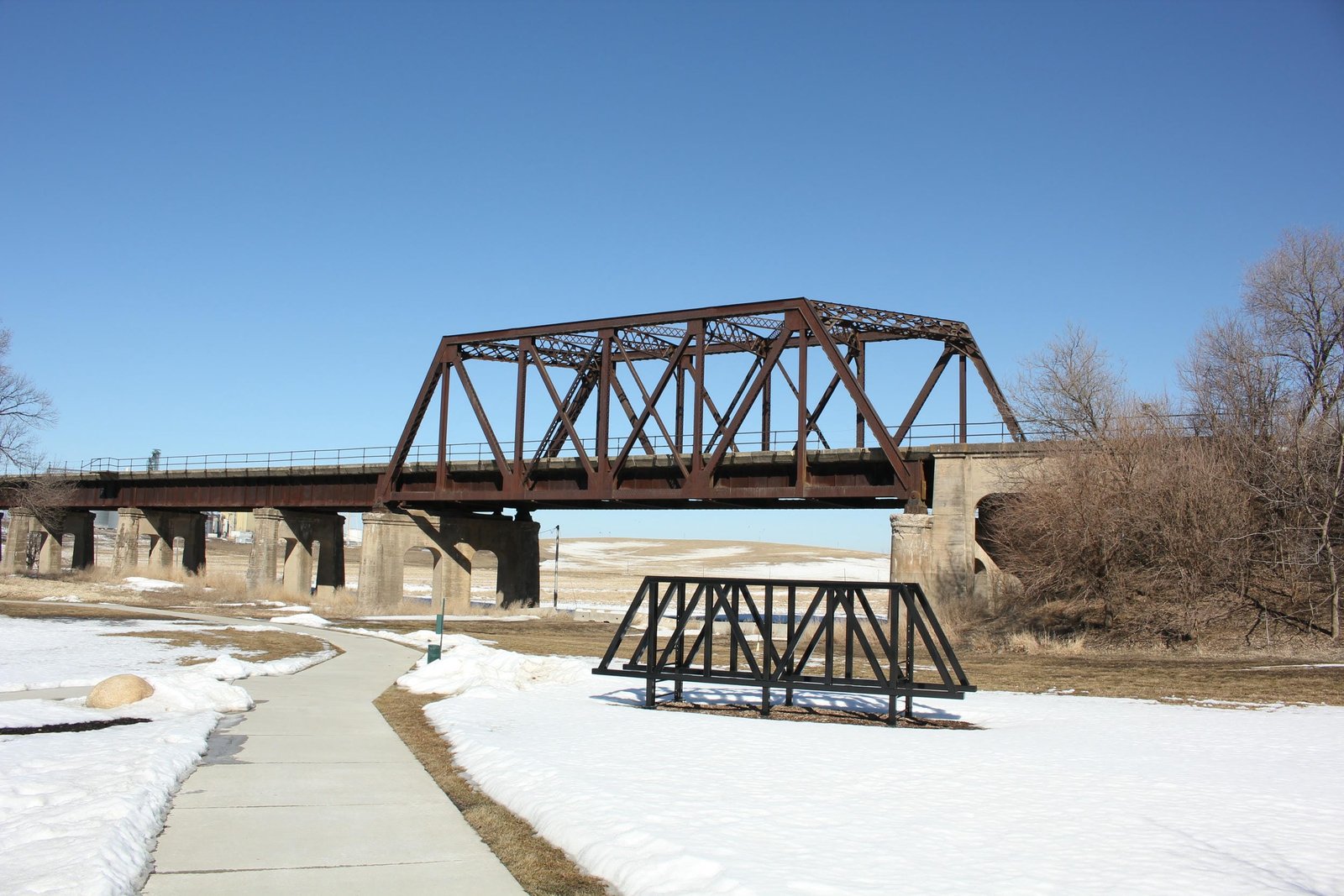 East end showing truss-shaped bike rack